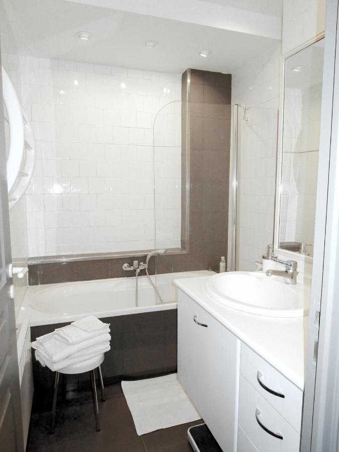 Flat Apartment Nice Bagian luar foto